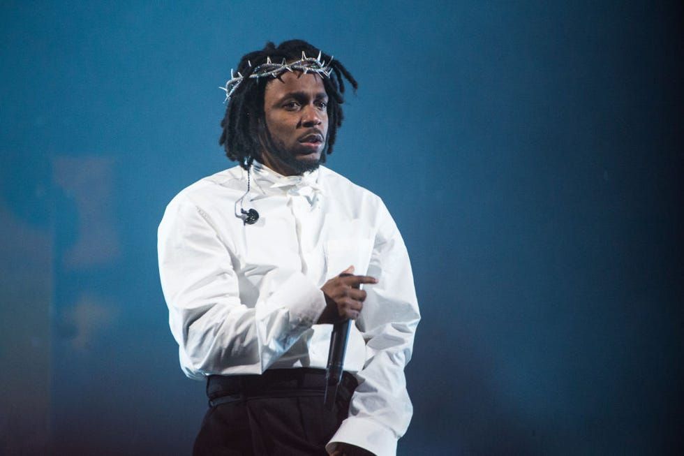 kendrick-lamar-performs-on-the-pyramid-stage-during-day-news-photo-17334368836200469605094319867
