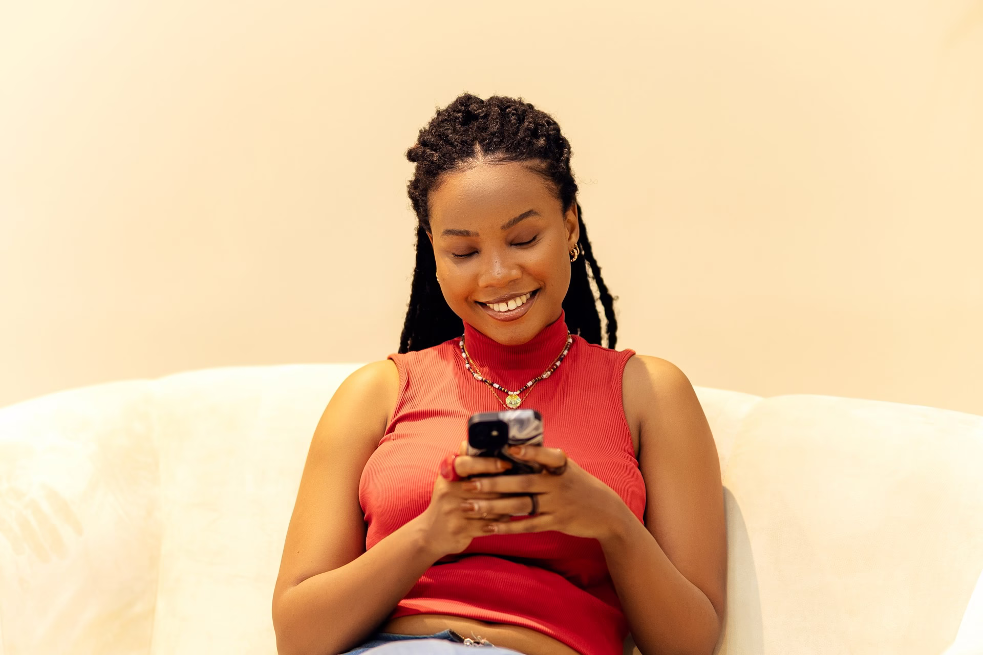 How Social Media Is Destroying Modern Relationships