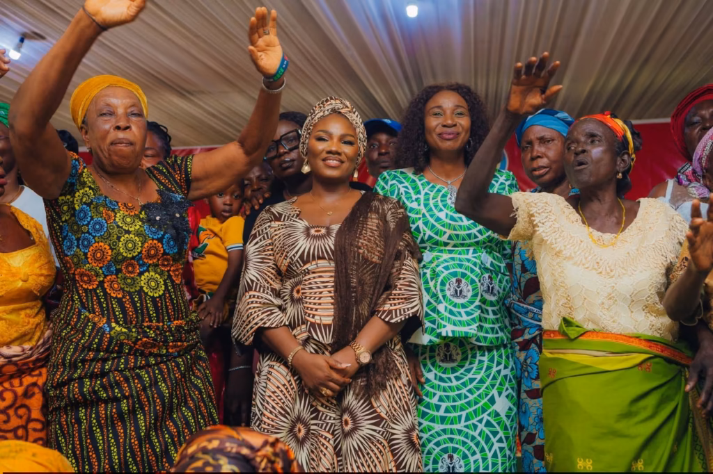 Over 200 Elderly Women Receive Christmas Food Support from Isoko South Chairperson’s Wife 5 over200elderlywomenreceivechristmasfoodsupportfromisokosouthchairpersonE28099swife2327199555708009694