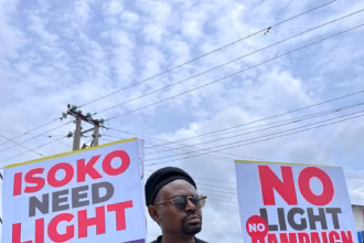 NOLIGHTISOKO2CNOVOTEISOKO