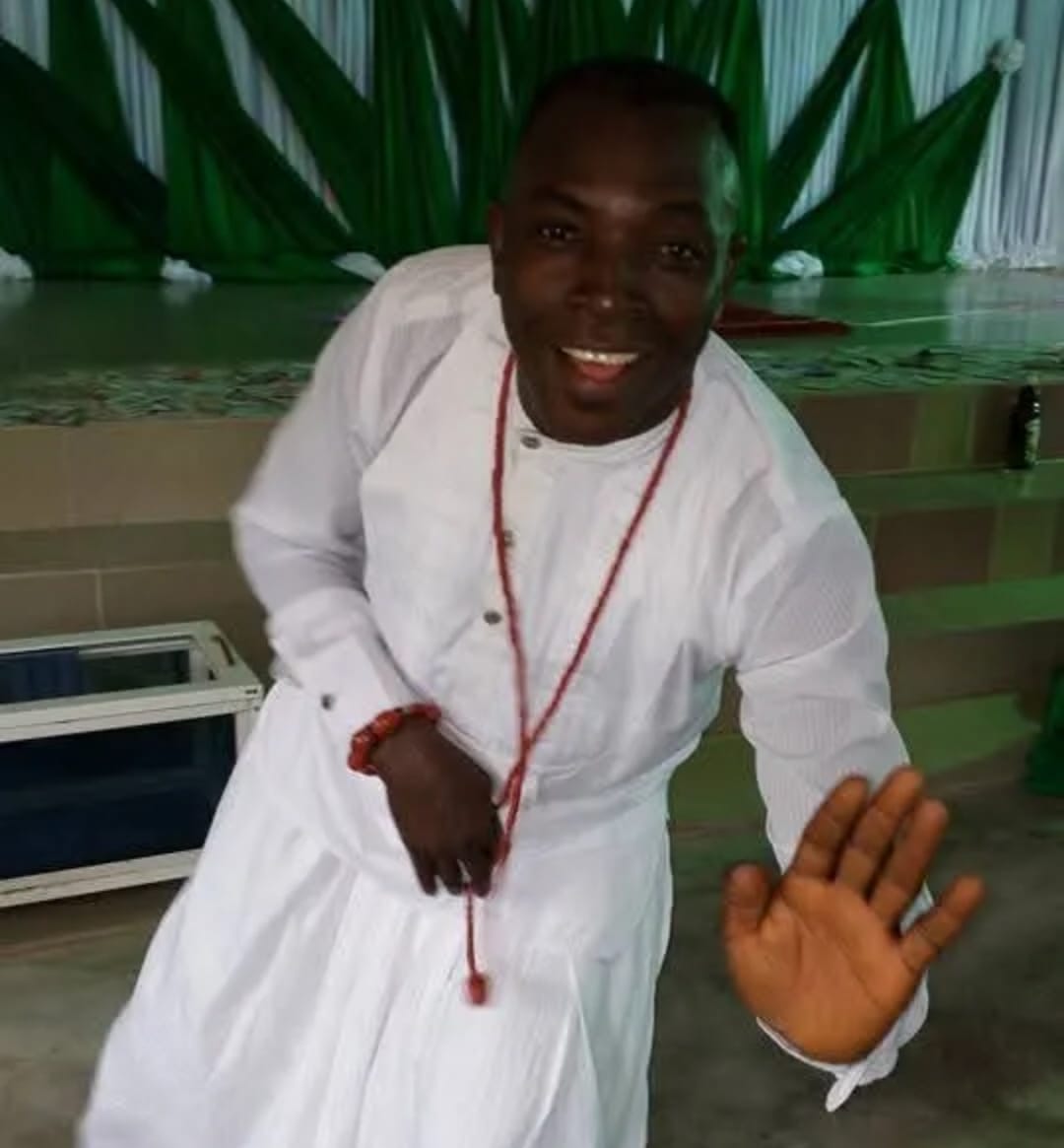 Evang. Jerry Omamesiri Ekpekuro – Emu Rode (Mp3 Download) | Urhobo Gospel Classic 1 Emu Rode Evang. Jerry Omamesiri Ekpekuro