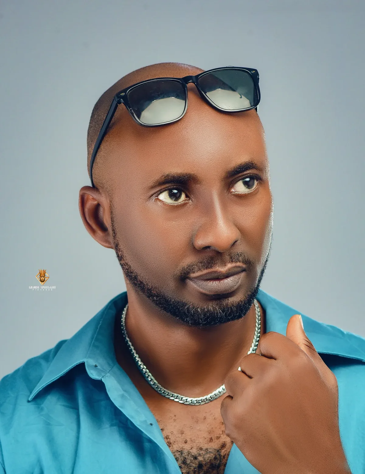 Adaz – Serious Face cover art