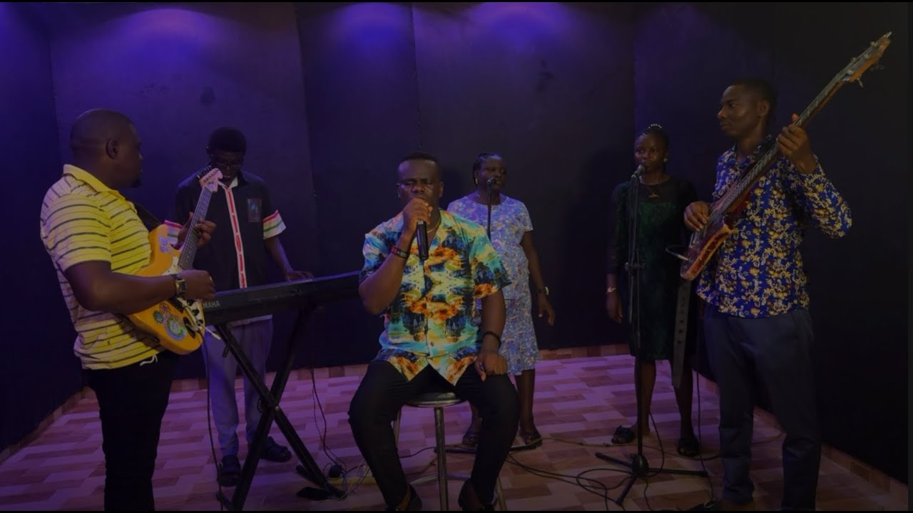 Ebruke Music ft. Evang Ufuoma Zion – Ifofe official video