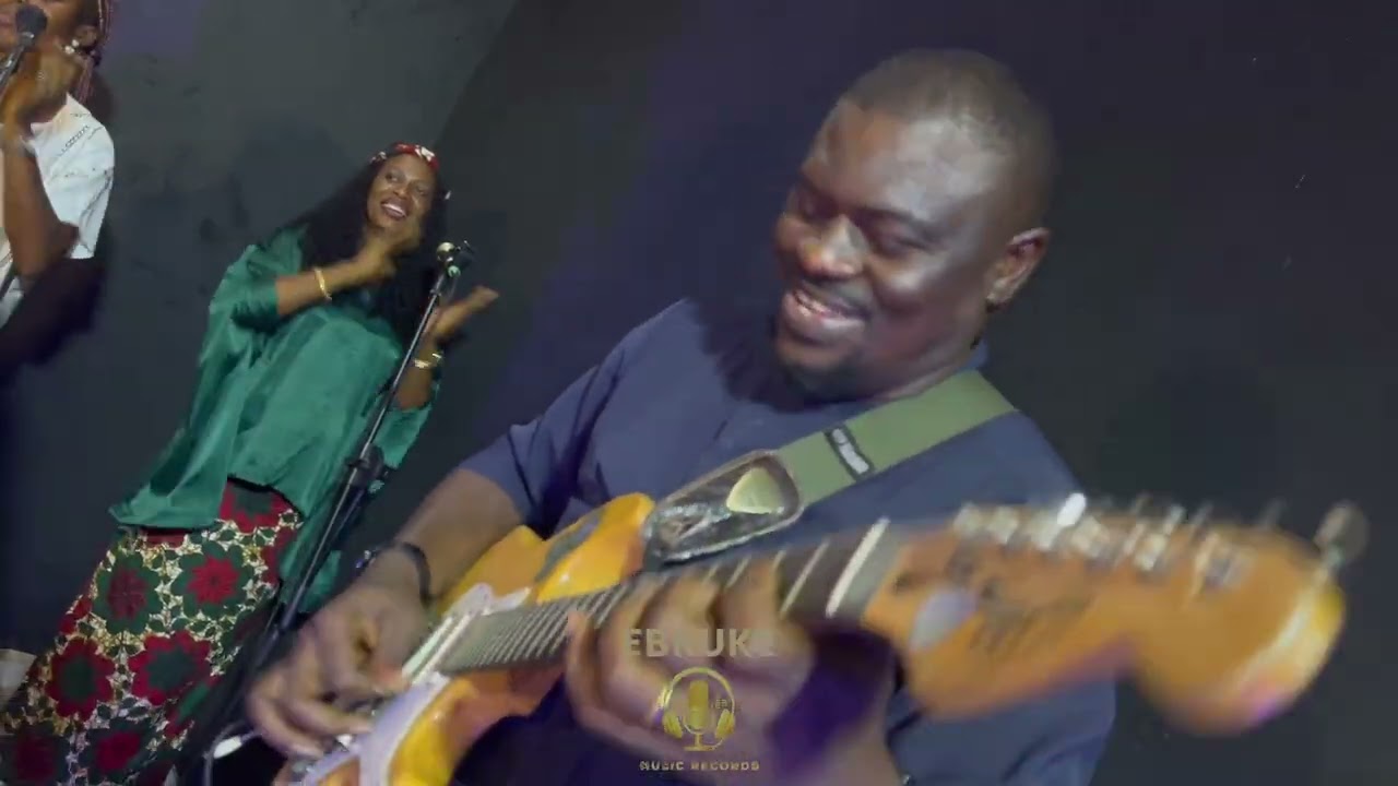 Ebruke Music ft. Kelvin Sapp – Ome Mama official video