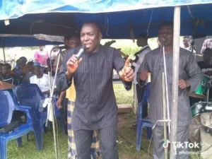 Evang. Jerry Omamesiri Ekpekuro – Eja Yen She | MP3 Download